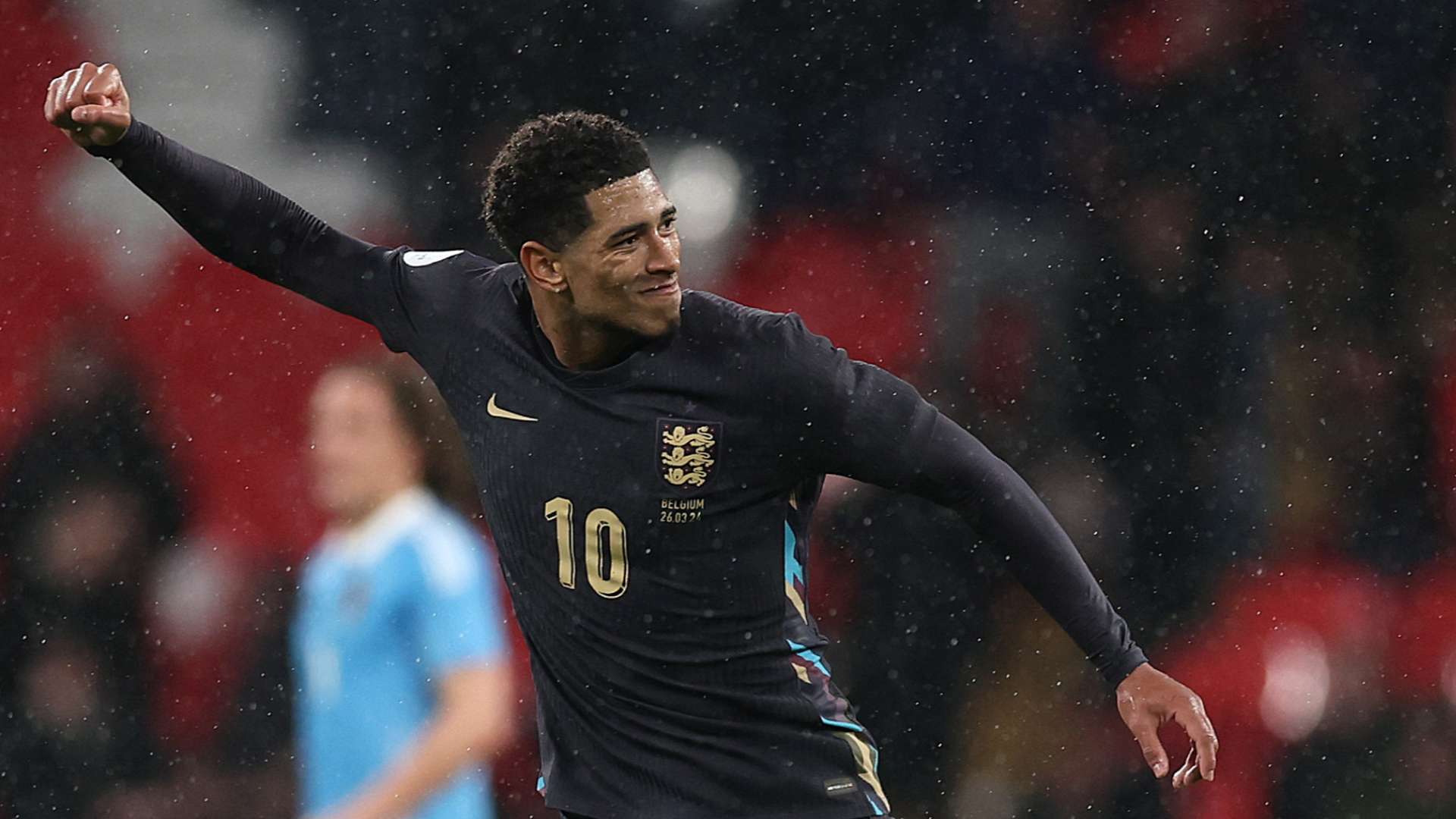 直接晋升为 直接晋升为